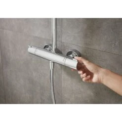 Hansgrohe Crometta E 240 1jet Showerpipe -Hansgrohe Verkäufe hersteller hansgrohe brausenprogramm showerpipe crometta 240 13918356