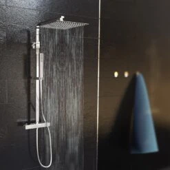 Schütte SUMBA Duschsystem Regendusche Mit Thermostat -Hansgrohe Verkäufe schuette duschsysteme sumba regendusche mit thermostat 6537370